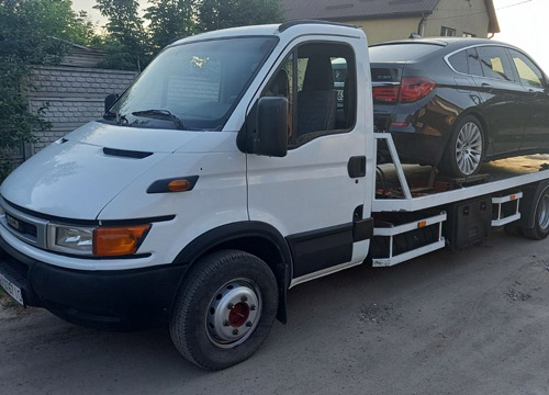 tow truck Kyiv